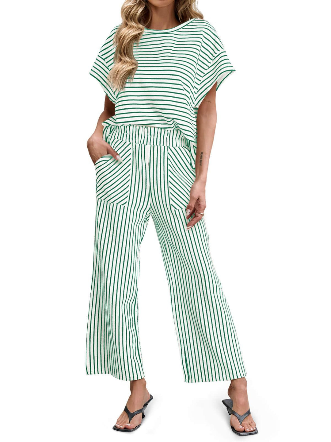 Bea | Ensemble Deux Pièces Rayé T-Shirt Manches Courtes et Pantalon Large