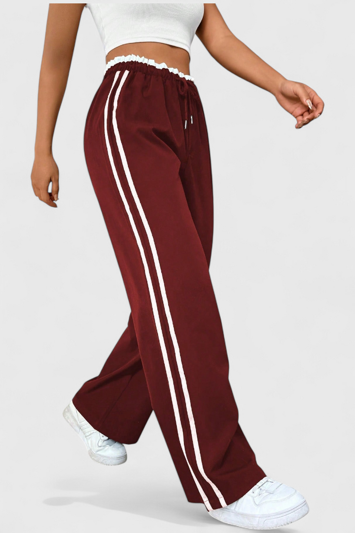 Alanys Pantalon de sport évasé avec détails latéraux