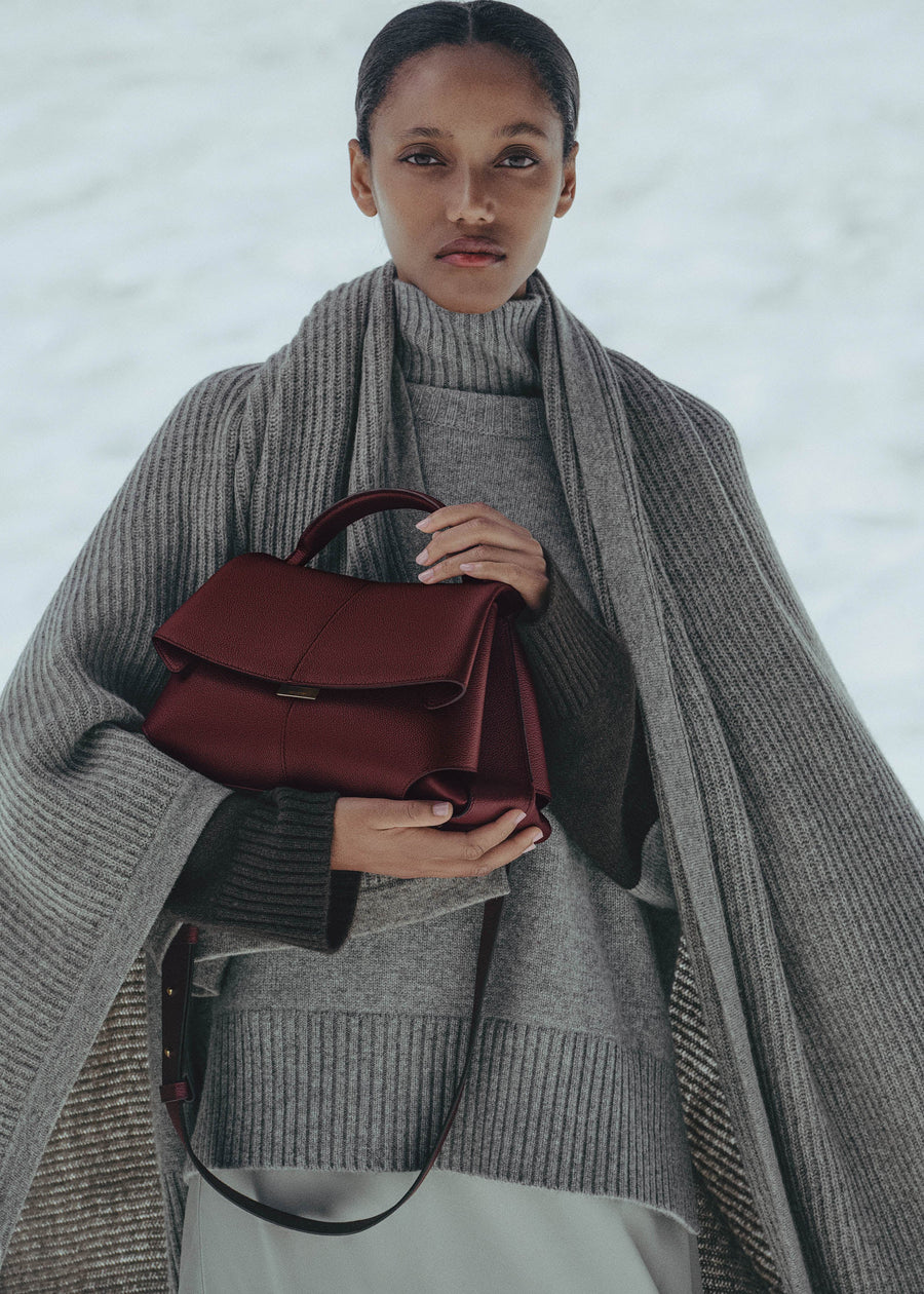 Mokki - Textured Black Cherry