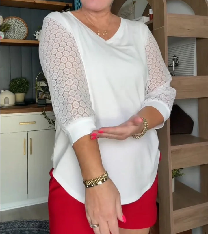 Amélie | Blouse Col V & Manches Dentelle Fleurie