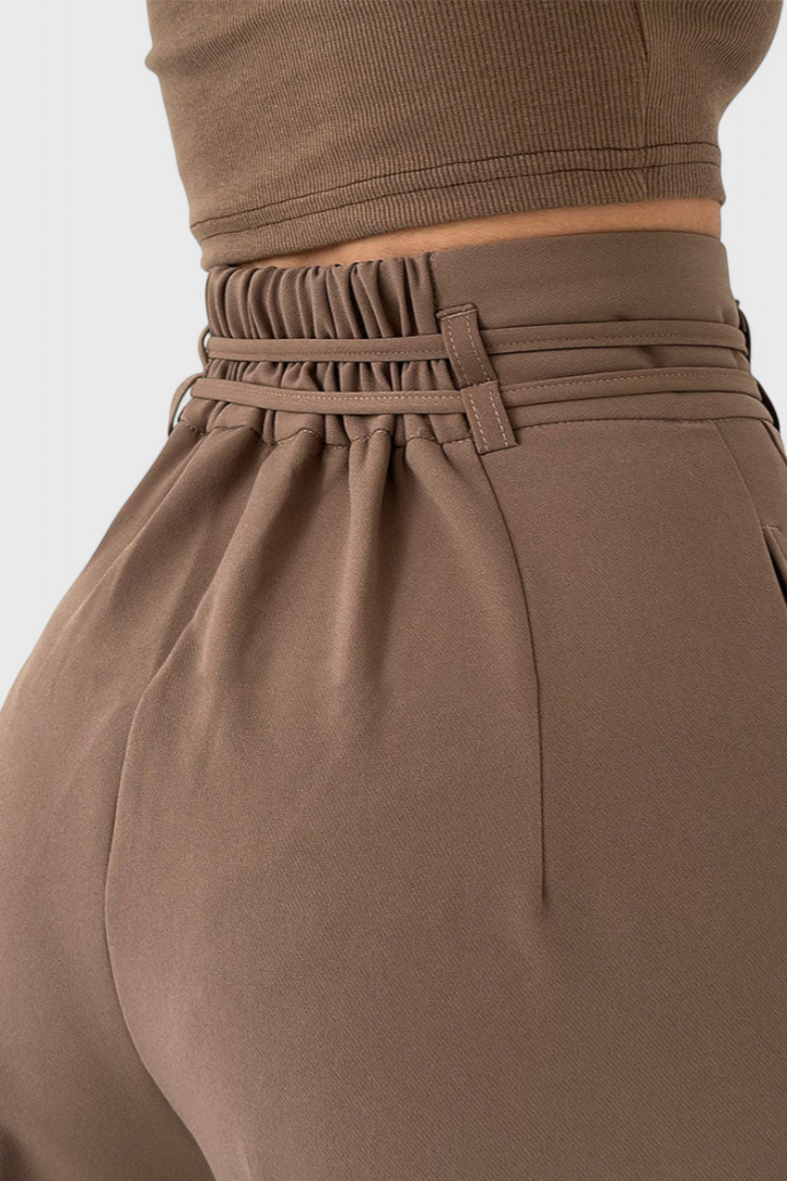 Pantalon large taille haute Sophie avec accents en corde