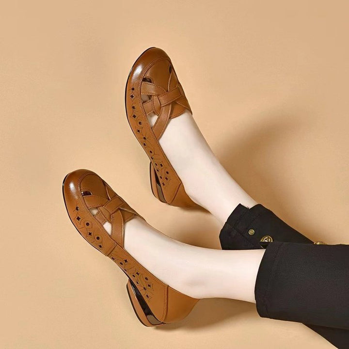 Bea | Chaussures en Cuir à Enfiler avec Détails Découpés
