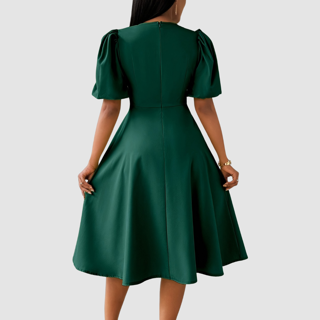 Clara Bloom | Refined Black Midi Dress