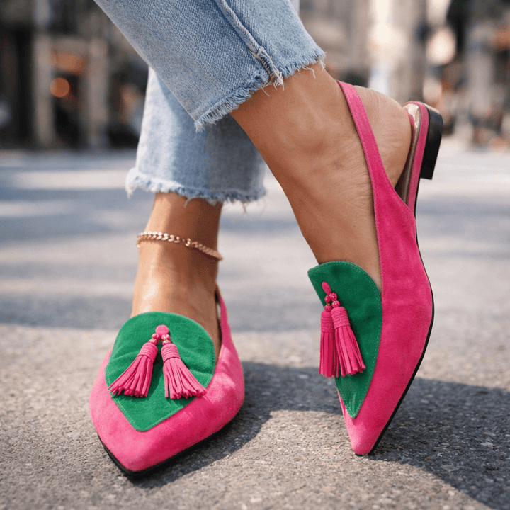 Lorena | Mules Plates Bicolores Suédine & Pompons