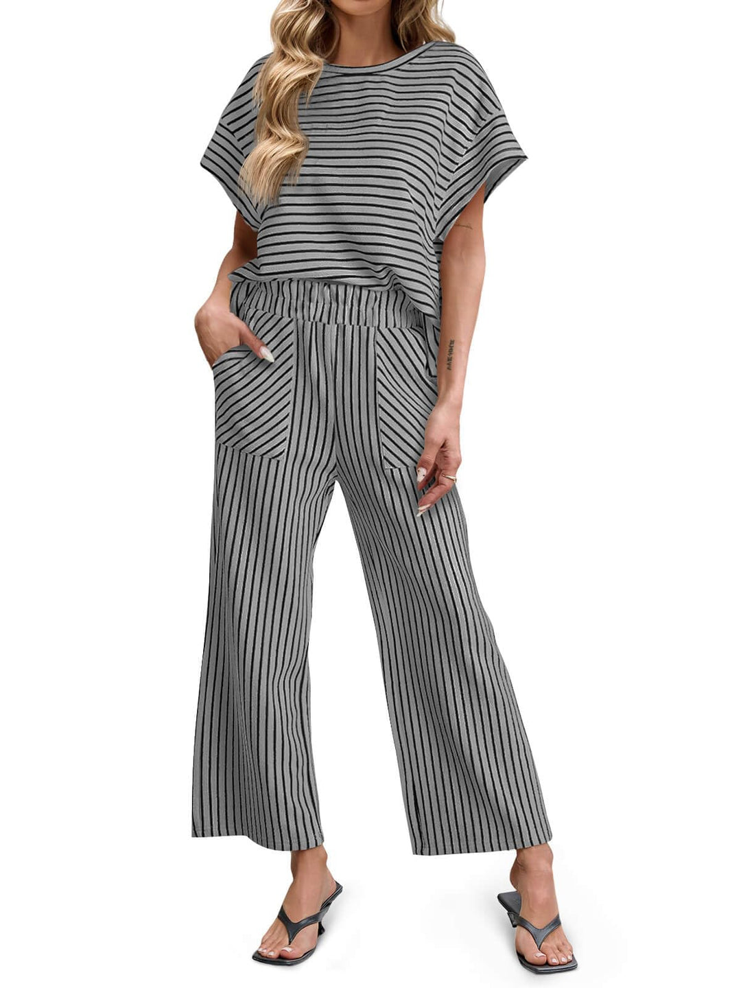 Bea | Ensemble Deux Pièces Rayé T-Shirt Manches Courtes et Pantalon Large
