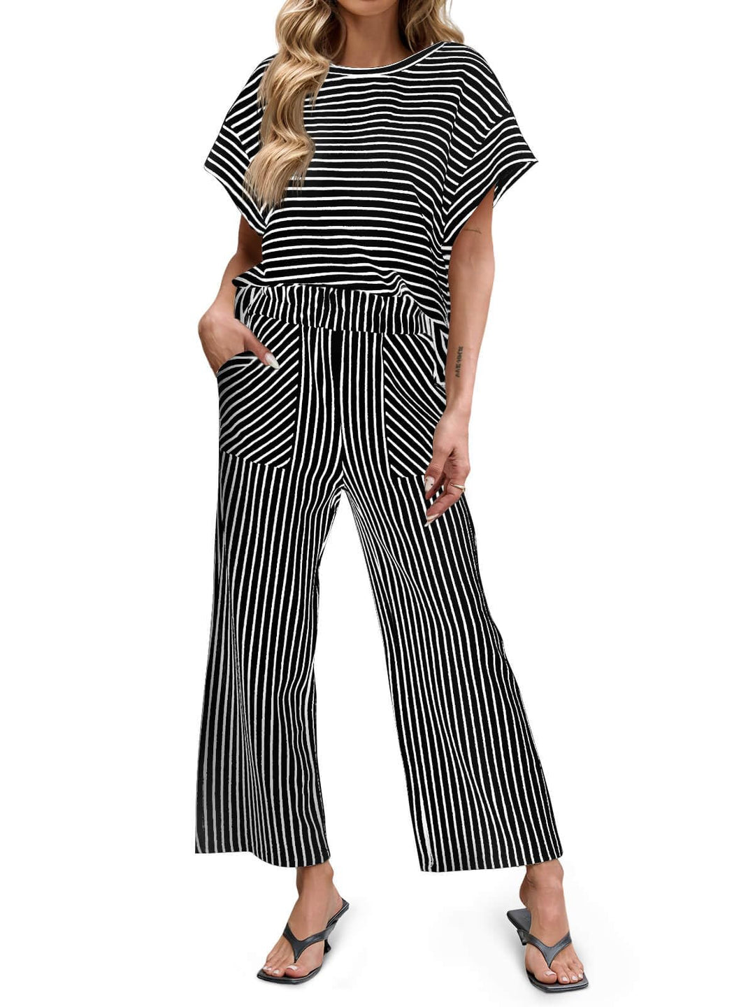 Bea | Ensemble Deux Pièces Rayé T-Shirt Manches Courtes et Pantalon Large