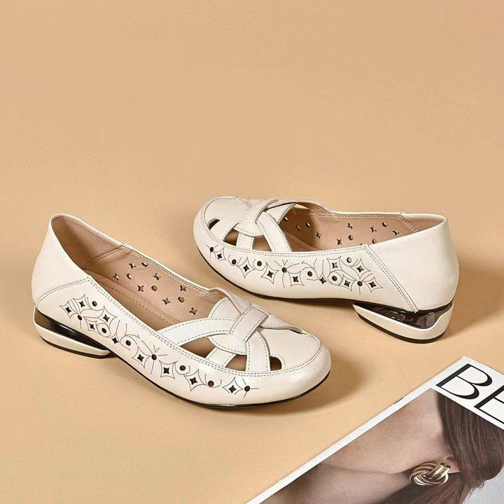 Bea | Chaussures en Cuir à Enfiler avec Détails Découpés
