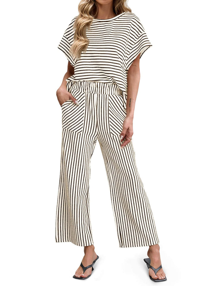 Bea | Ensemble Deux Pièces Rayé T-Shirt Manches Courtes et Pantalon Large
