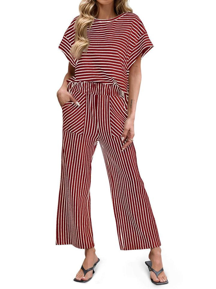 Bea | Ensemble Deux Pièces Rayé T-Shirt Manches Courtes et Pantalon Large