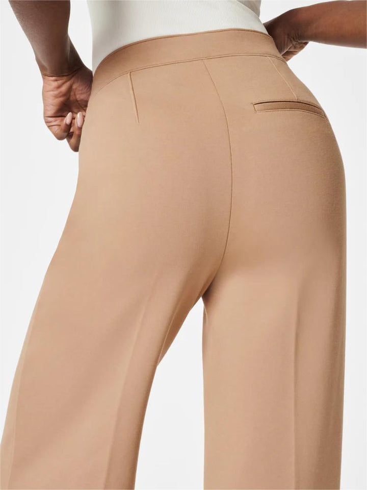 Pantalon élégant et sculptural FitCurve™