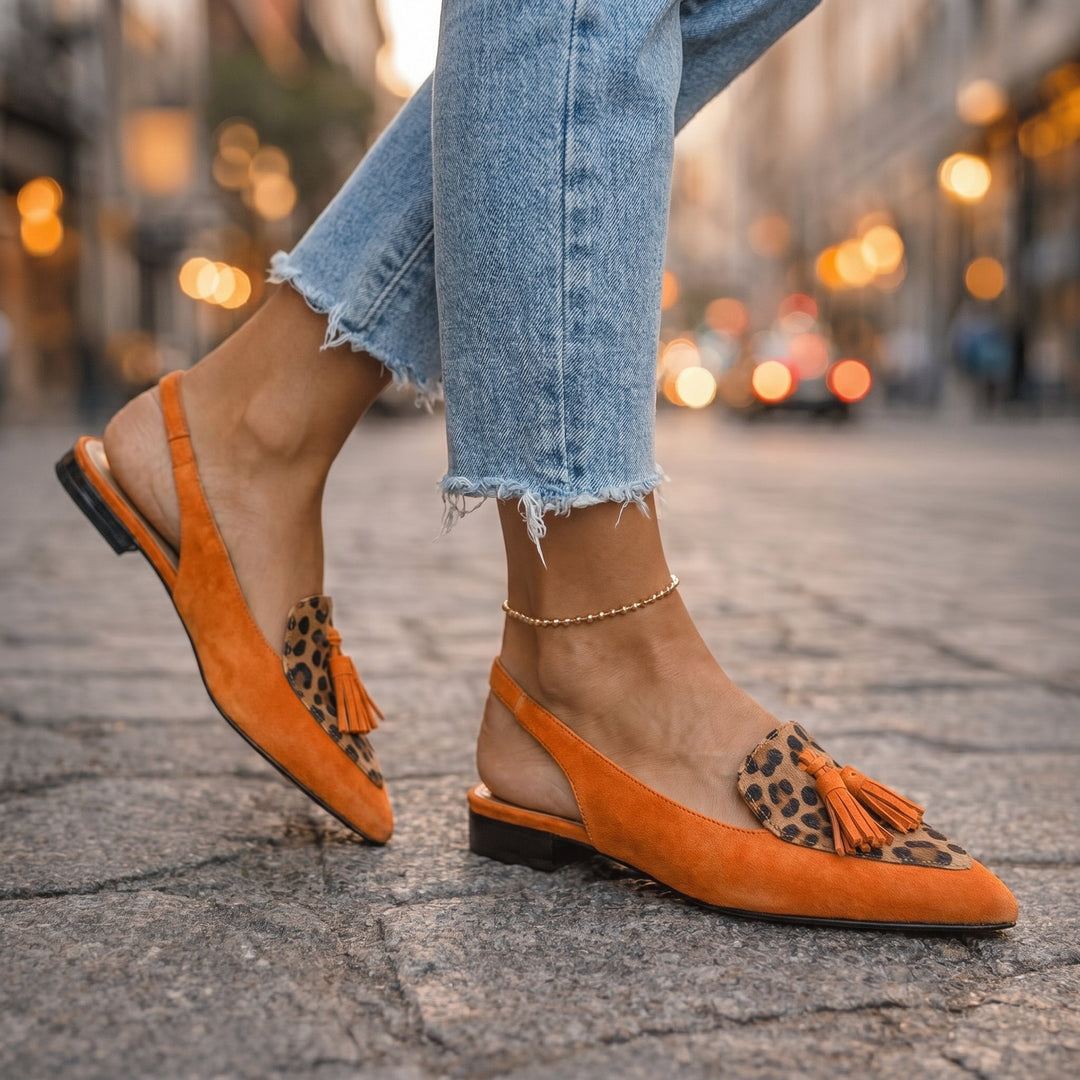 Lorena | Mules Plates Bicolores Suédine & Pompons