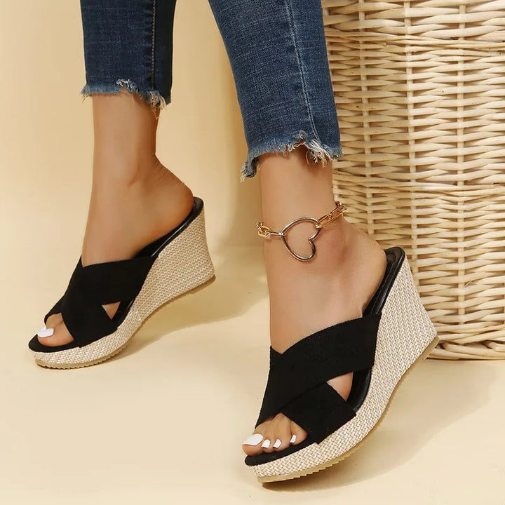 Sandales chic à brides croisées