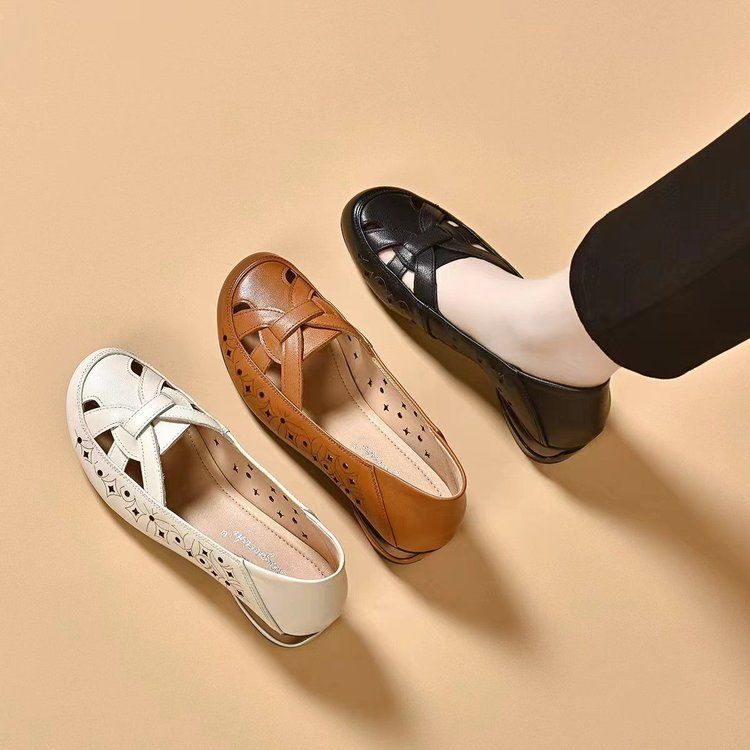 Bea | Chaussures en Cuir à Enfiler avec Détails Découpés