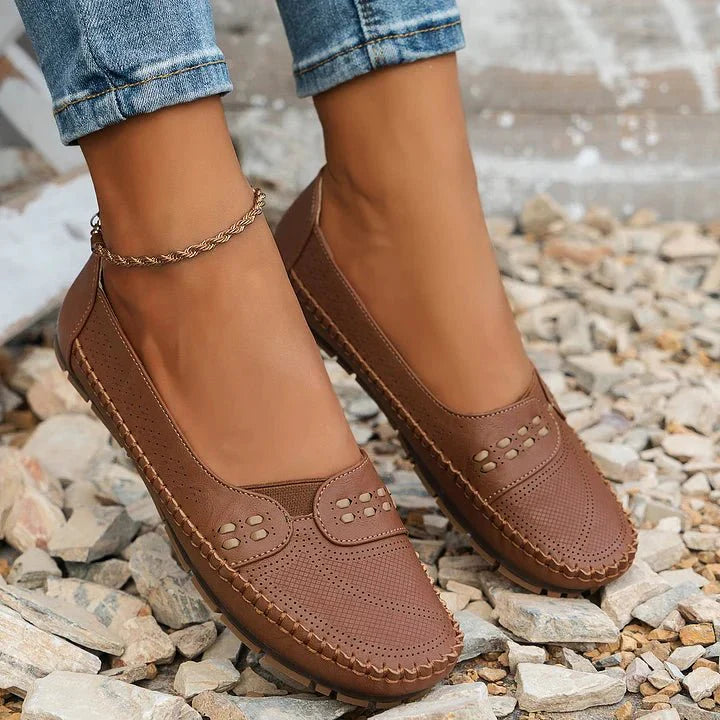 Renée | Loafer Ajouré Semelle Mémoire de Forme