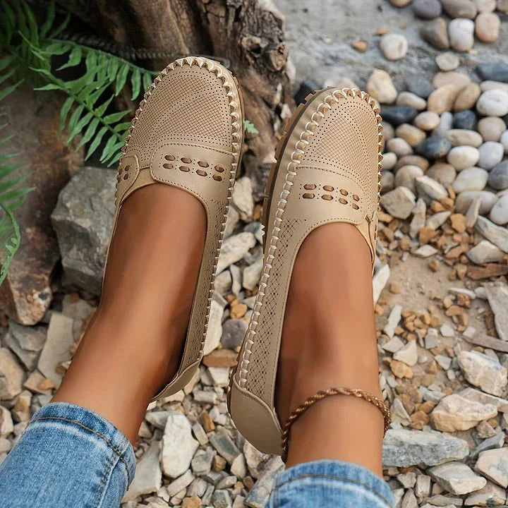 Renée | Loafer Ajouré Semelle Mémoire de Forme