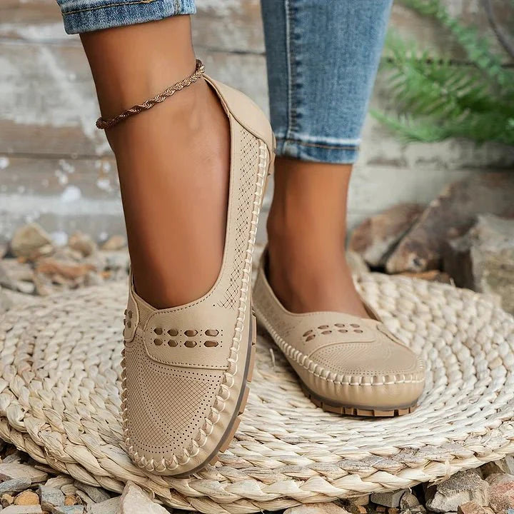 Renée | Loafer Ajouré Semelle Mémoire de Forme